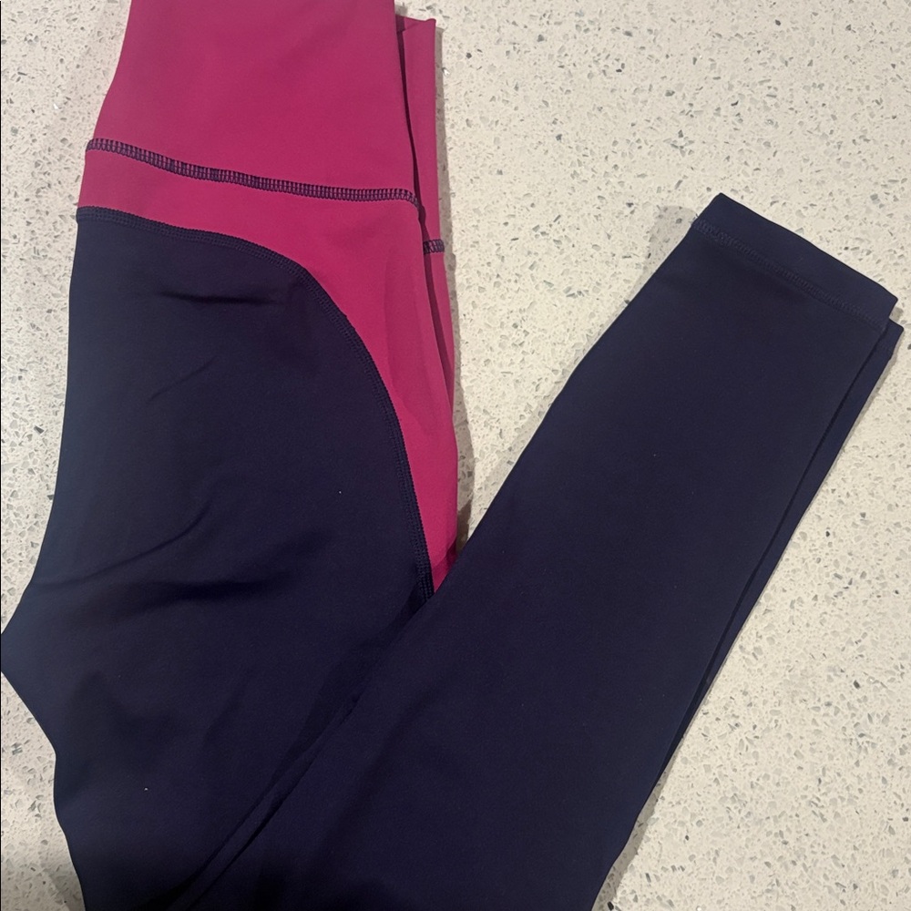 Wilo Athleisure 7/8 High-Rise Yoga Pants Navy Pink Size S NWT - Picture 5 of 6